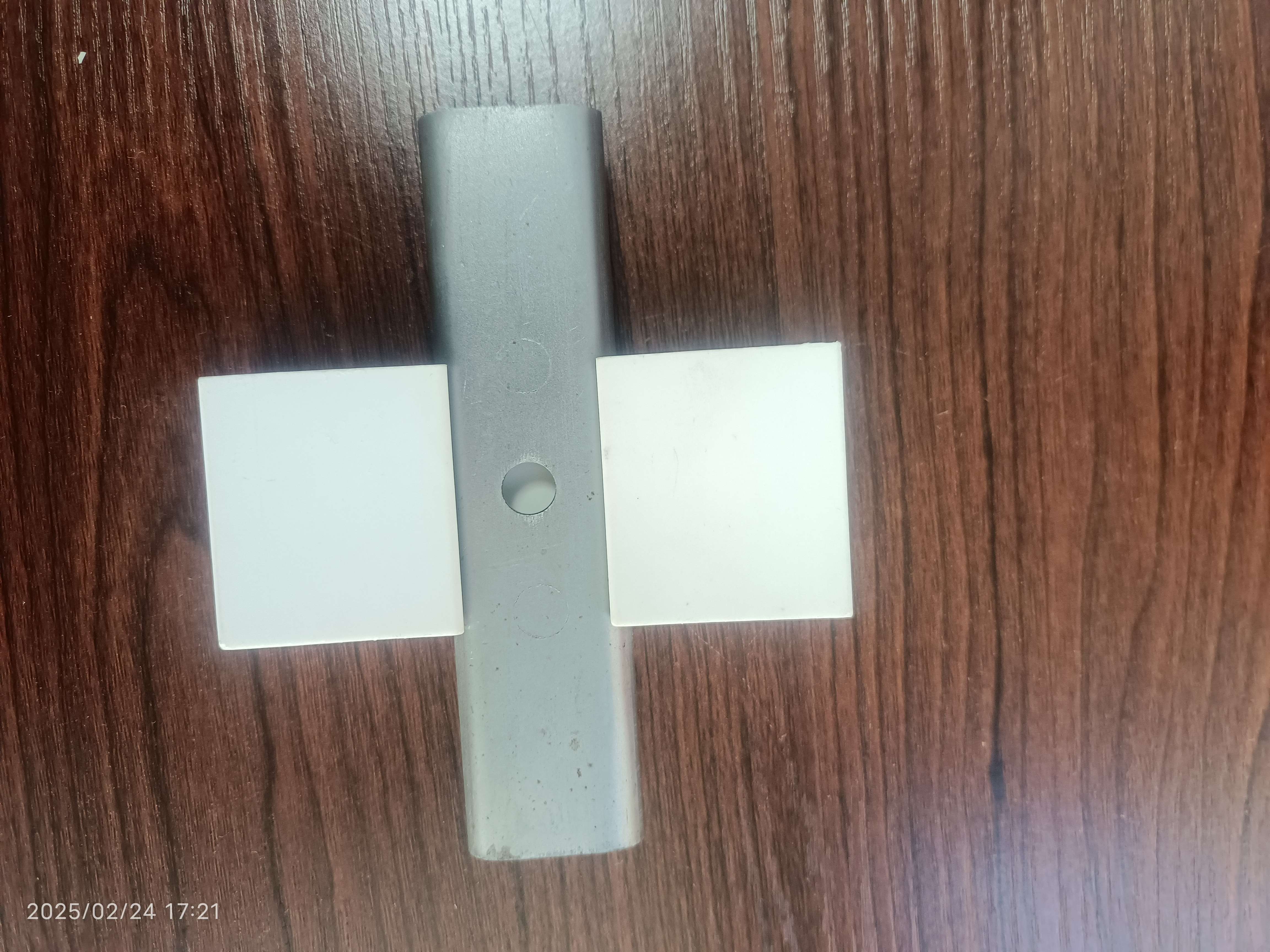 燕尾槽式氧化铝陶瓷衬板