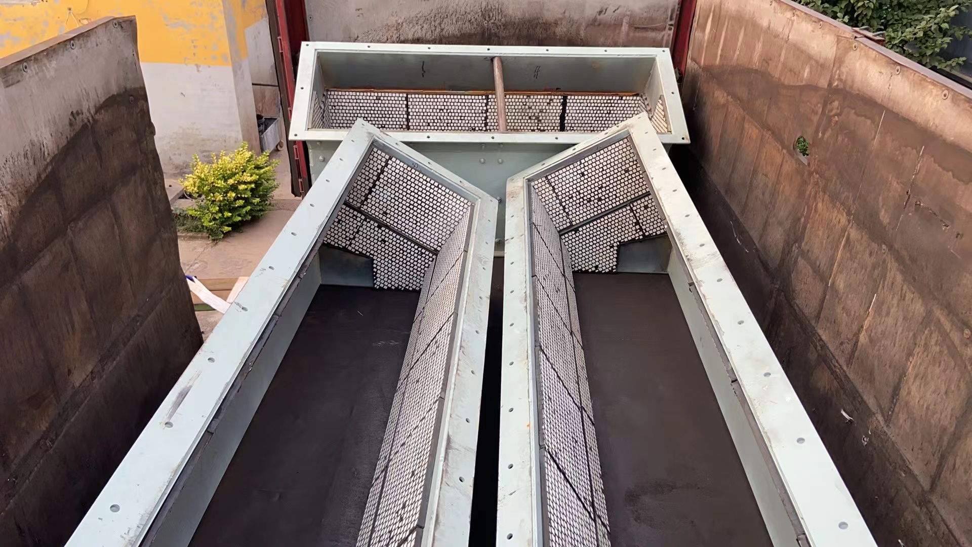 装车站料斗内衬耐磨陶瓷衬板